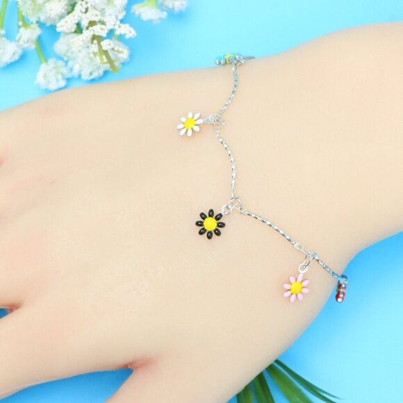 Chic & Stylish Bracelet – A Thoughtful Gift for Women and Girls, DYC1023 - Picture 6 of 8